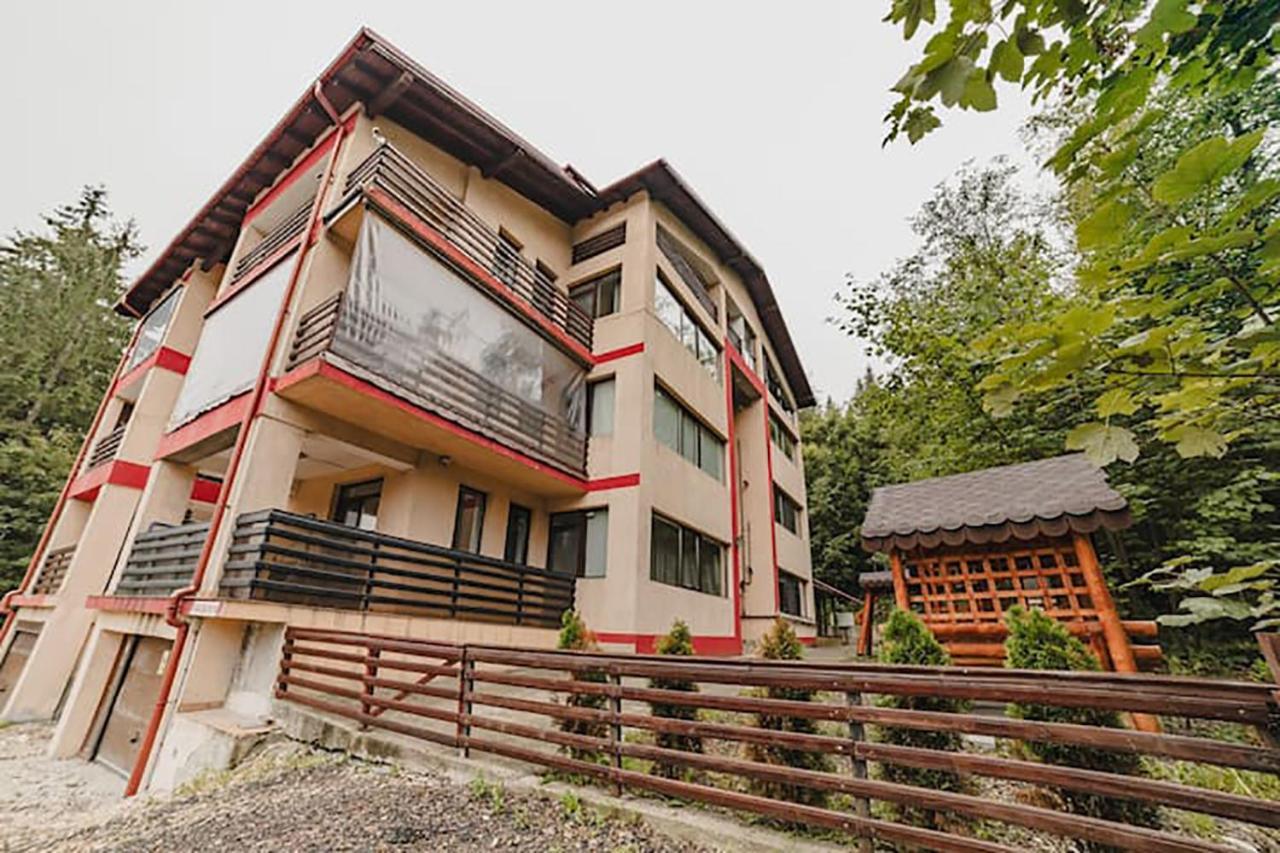 Deja Vu Boutique Apartment Predeal Bagian luar foto